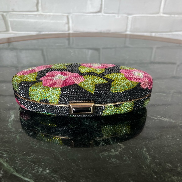 Loren Bell Swarovski EGG shaped crystal Floral purse - Picture 5 of 9